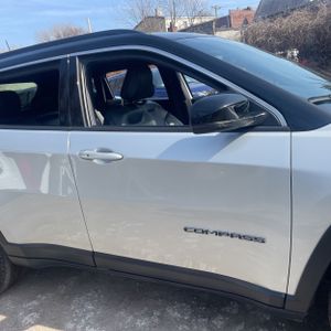 JEEP COMPASS LIMITED 4X4 - 10