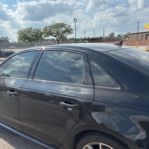 AUDI A4 2.0T PREMIUM - 6