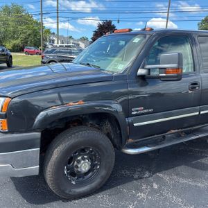 2005 Chevrolet SILVERADO 2500HD LT — фото 2