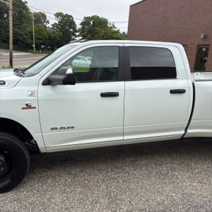 صورة 4 لـ 2022 RAM 3500 BIG HORN