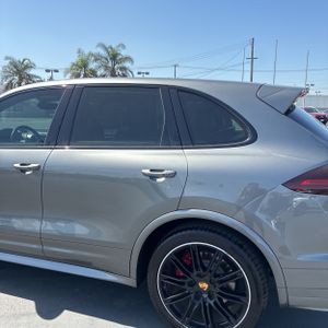 PORSCHE CAYENNE GTS - 6