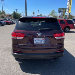 صورة 7 لـ 2017 KIA SORENTO LX