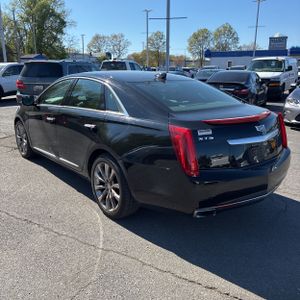 Cadillac XTS Luxury - 5
