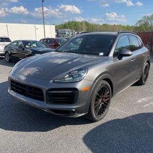 PORSCHE CAYENNE - 1