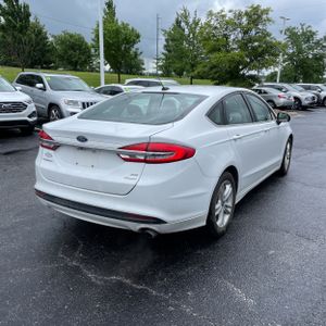 FORD FUSION SE - 7
