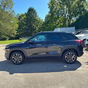 2025 Chevrolet TRAILBLAZER LT 照片 3