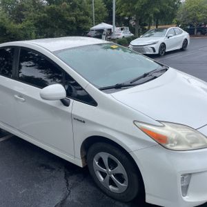 صورة مصغرة 13 لـ 2012 Toyota PRIUS THREE