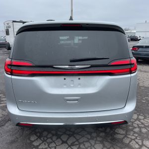 CHRYSLER PACIFICA TOURING L - 7