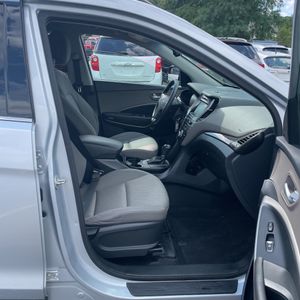 2018 Hyundai SANTA FE SE thumbnail 33