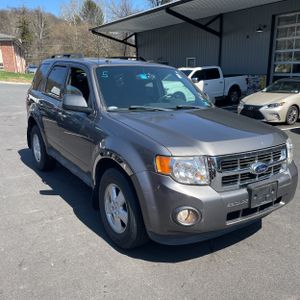 FORD ESCAPE XLT - 10