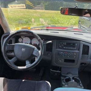 2004 Dodge RAM 1500 SLT — миниатюра 35