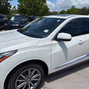 صورة 2 لـ 2024 Acura RDX SH-AWD W/TECH