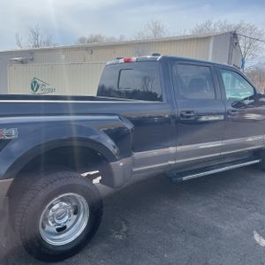 FORD F-350 SUPER DUTY LARIAT - 9