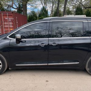 CHRYSLER PACIFICA LIMITED - 4