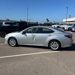 LEXUS ES 300H BASE - 3