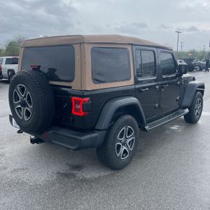 JEEP WRANGLER UNLIMITED BLACK AND TAN - 8