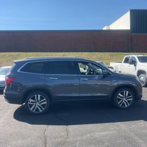 HONDA PILOT TOURING - 10