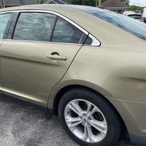 FORD TAURUS LIMITED - 6