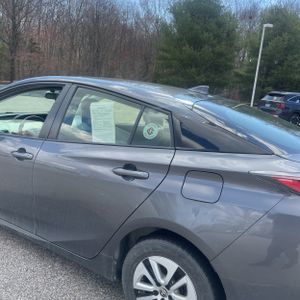 Toyota Prius Two Eco - 6