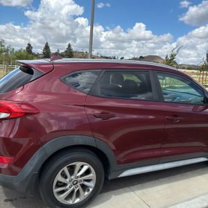 HYUNDAI TUCSON SE PLUS - 9