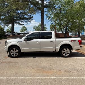 FORD F-150 PLATINUM - 3