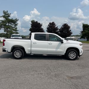 صورة 10 لـ 2020 Chevrolet SILVERADO 1500 RST