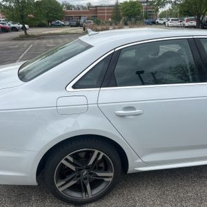 AUDI A4 2.0T PREMIUM - 9