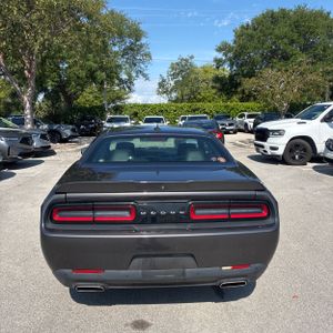 DODGE CHALLENGER GT - 7