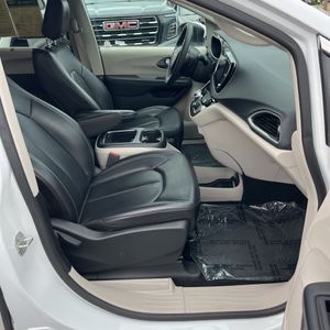 صورة مصغرة 30 لـ 2023 Chrysler PACIFICA TOURING L