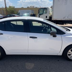 صورة مصغرة 11 لـ 2023 Nissan VERSA S