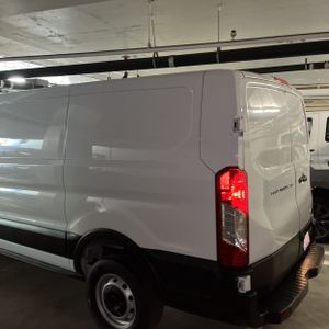 FORD TRANSIT 250 - 6