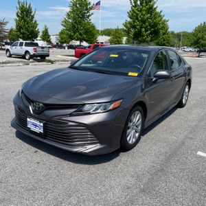 TOYOTA CAMRY - 1