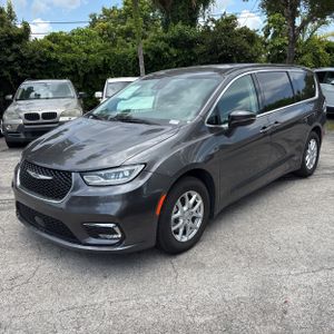 2023 Chrysler PACIFICA TOURING L — фото 1