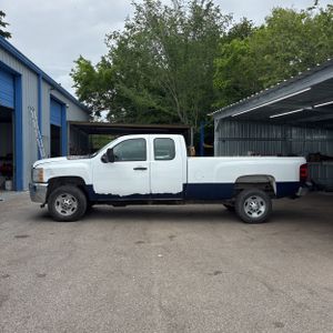 CHEVROLET SILVERADO 2500HD WORK TRUCK - 3