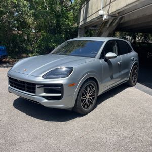 PORSCHE CAYENNE GTS - 1