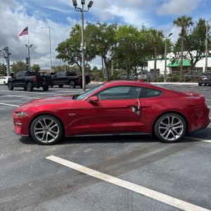 FORD MUSTANG GT PREMIUM - 3