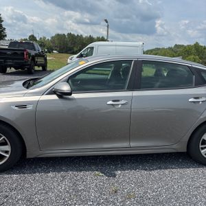 2018 KIA OPTIMA LX 照片 4
