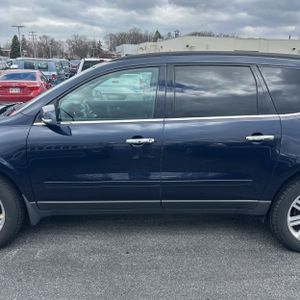 CHEVROLET TRAVERSE LT - 4