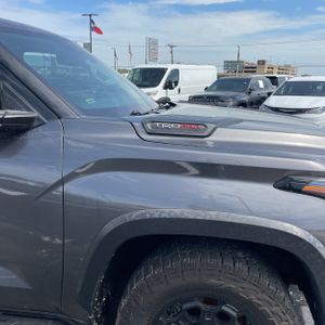 2023 Toyota SEQUOIA TRD PRO 缩略图 13