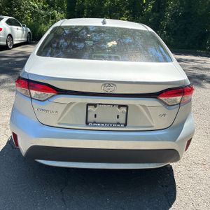 2021 Toyota COROLLA LE photo 7