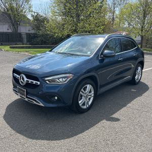 MERCEDES-BENZ GLA - 1