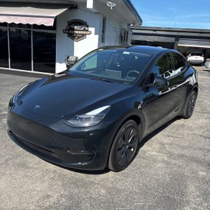 TESLA MODEL Y LONG RANGE - 1