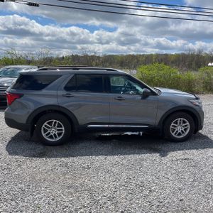 FORD EXPLORER ACTIVE - 10