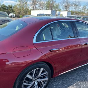 MERCEDES-BENZ E-CLASS - 9