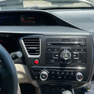 2014 Honda CIVIC LX — миниатюра 37