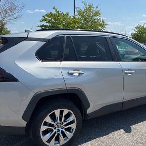 TOYOTA RAV4 - 9
