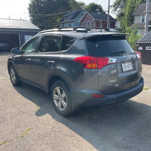 2015 Toyota RAV4 XLE photo 5