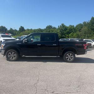 صورة 3 لـ 2020 FORD F-150 XLT