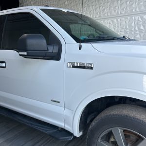 2017 FORD F-150 XLT — миниатюра 11