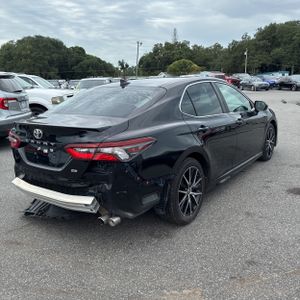 صورة 8 لـ 2021 Toyota CAMRY SE